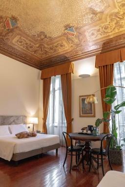 Hotel Bologna - Housity