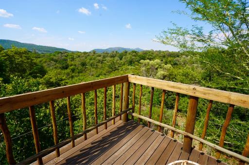 Rustic River & Bush Escape - Housity
