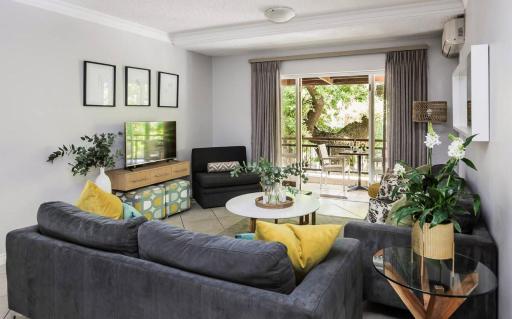 Casa Bella Stellenbosch - Jan Cats No 4 - Housity