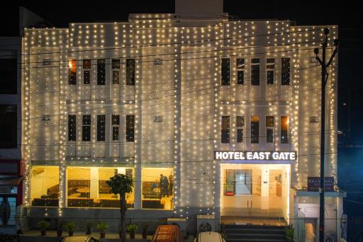 Dazzling East Gate - Housity