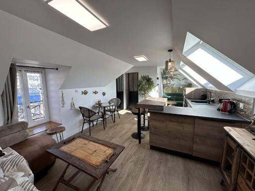 543 - T2 entièrement rénové en plein cœur d'Erquy - Housity