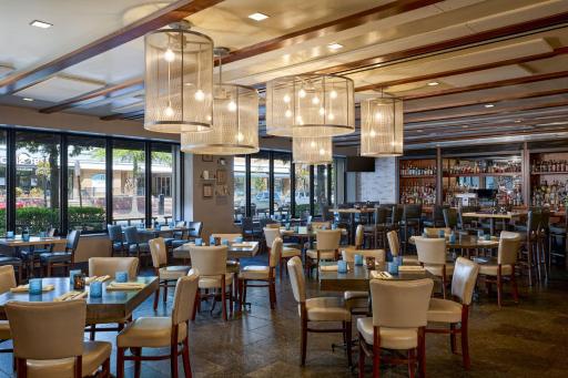 The Alexandrian Old Town Alexandria, Autograph Collection - Housity