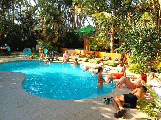 Costa Rica Backpackers - Housity