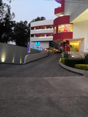 Hotel Amala - Housity