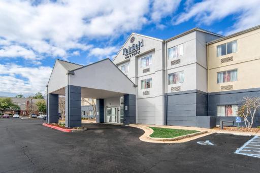 Fairfield Inn and Suites Mobile - Housity