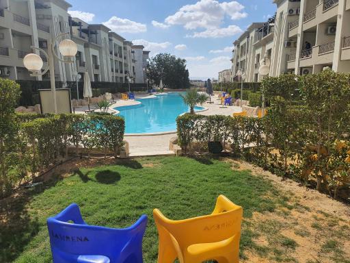 Lasirena Three-bedroom & garden family only - Housity