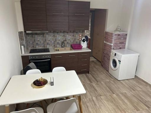 George & Lambros Apartments - Kokkini Hani - Housity