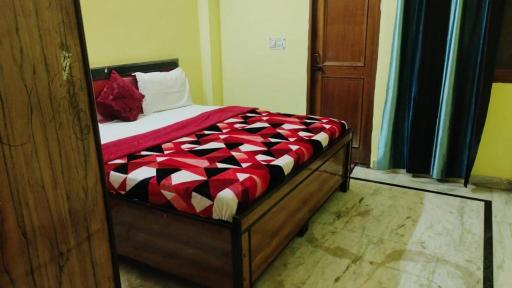 Madhav Palace - Housity