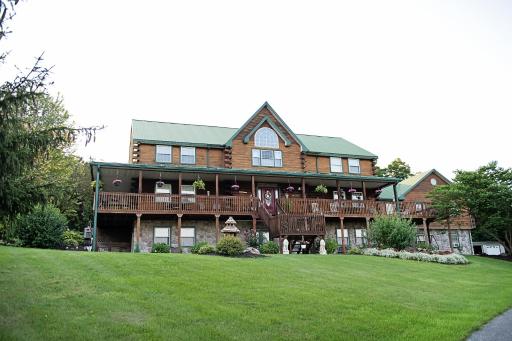Berry Patch BnB - Housity