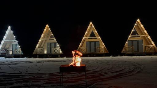 A frame house Kryvorivnia - Housity