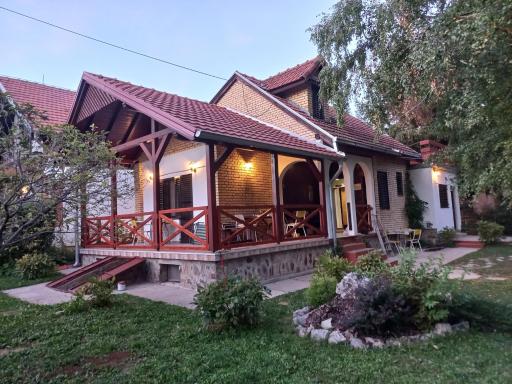 Iriški san - Housity