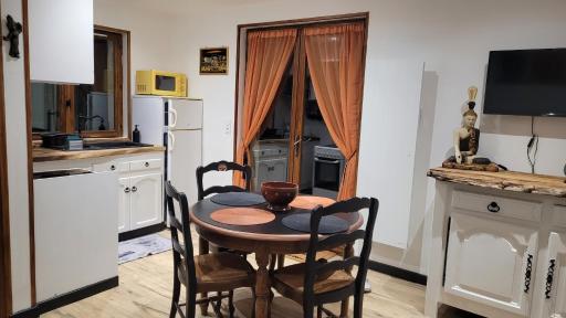 Aux Nobles Acacias - Housity
