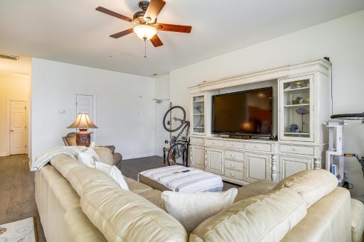 4 Mi to Beaches Pet-Friendly Lewes Condo! - Housity