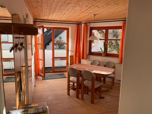 Ferienwohnung Fernblick mit großer Loggia - Housity