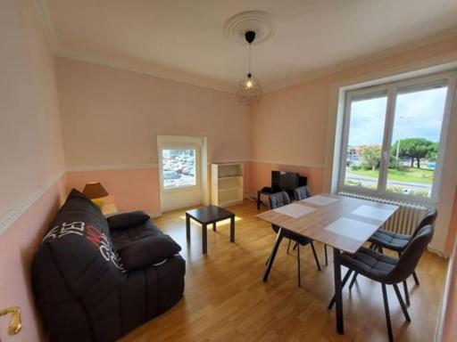 Granville : appart. vue mer proche centre ville - Housity