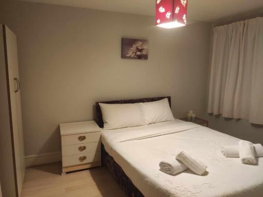 Sophia's room in a shared house - Housity