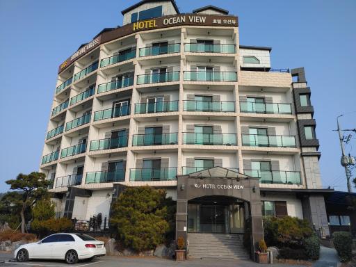 Hotel Oceanview - Housity