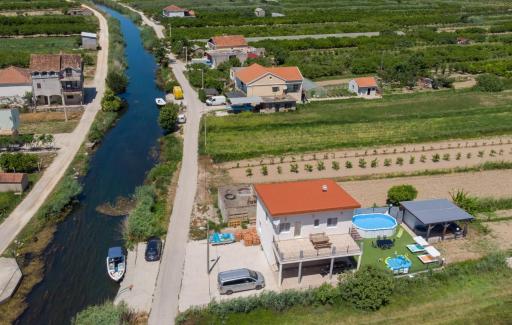 House Opuzen II - Housity