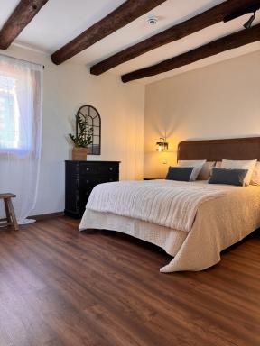 APARTAMENTOS VILLA DE GOYA - Housity