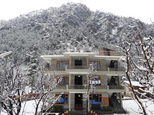 The Royal Orchard Kasol - Housity