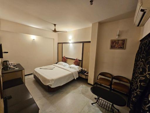 HOTEL MERILIN - Housity