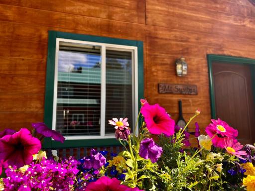 Chinook Wind Cabins - Housity
