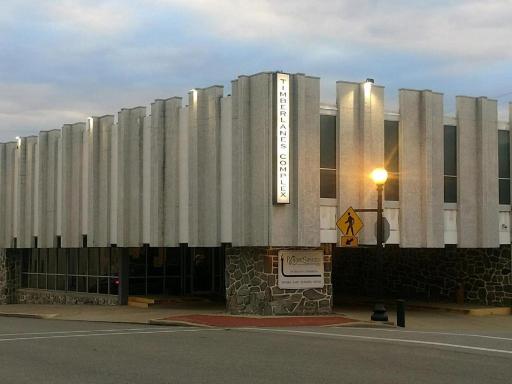 The Stables Inn & Suites - Housity