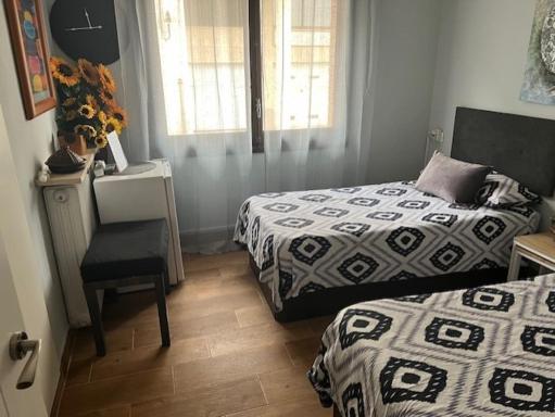 Habitación individual en Tàrrega - Housity
