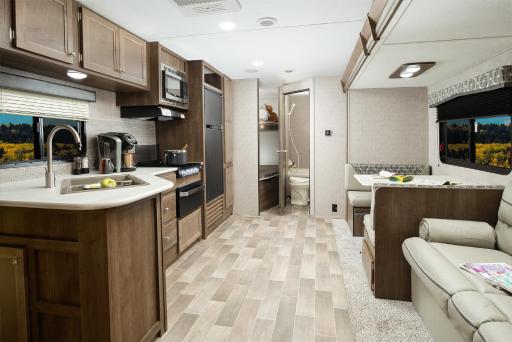 Beautiful Camper on quiet lot in the foothills of Western NC - Housity