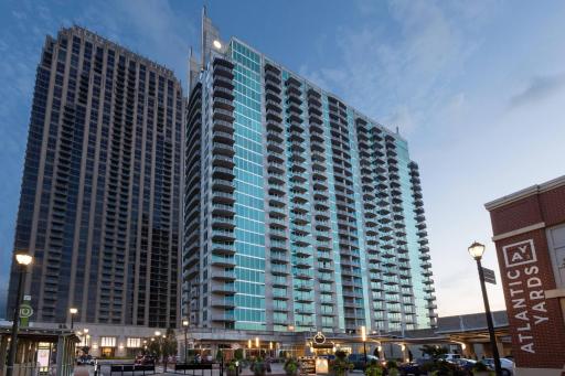 Twelve Midtown, Marriott Autograph Collection - Housity