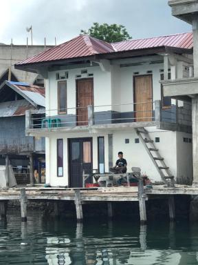 ORA KOMODO HOME STAY - Housity