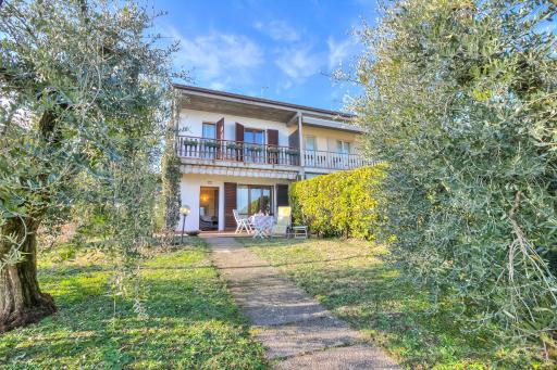 Falke House relax and lake view - Happy Rentals - Housity