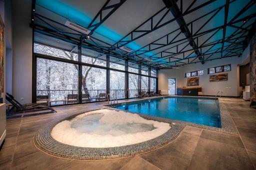 DiliJazz Hotel & Restaurant - Housity