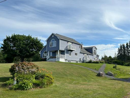 Tides Inn Guest Suites - Housity