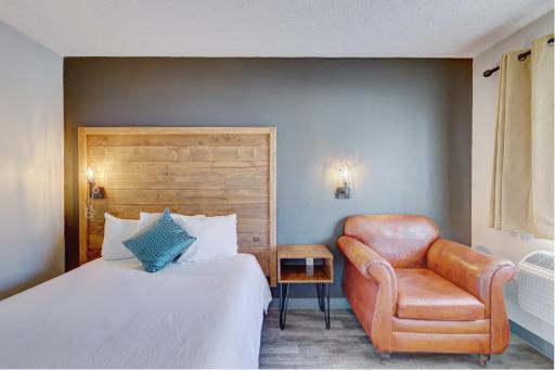 The Infusion Beach Club - Housity