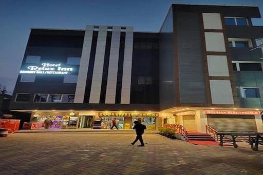 RELAX INN - Housity