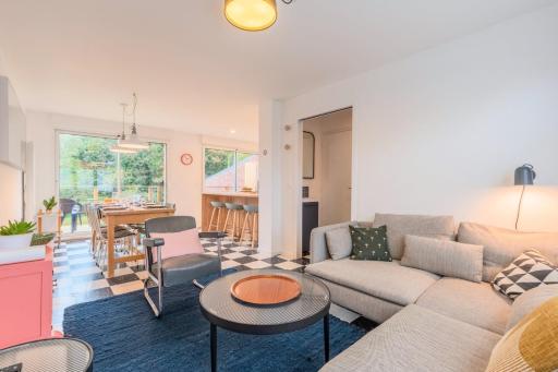 3 bedroom house w/ 2 bathrooms and a garden - Housity