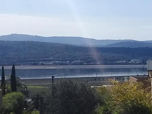 Lakeview Chalet in the Galilee - Master Bedroom Sublet - Housity