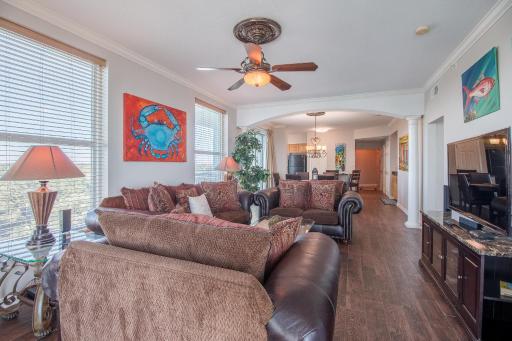 Legacy I 808 - Housity