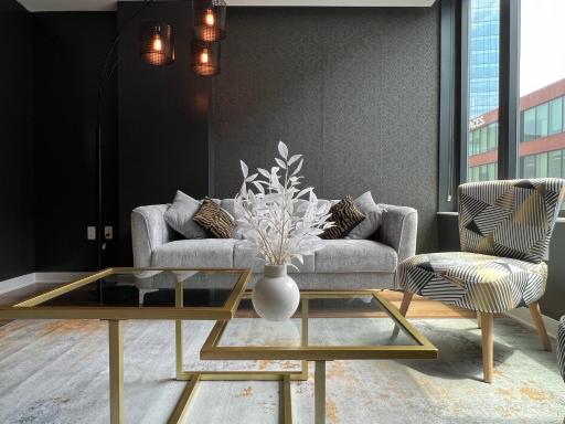 Comfy Nook Tysons King Suite - Housity