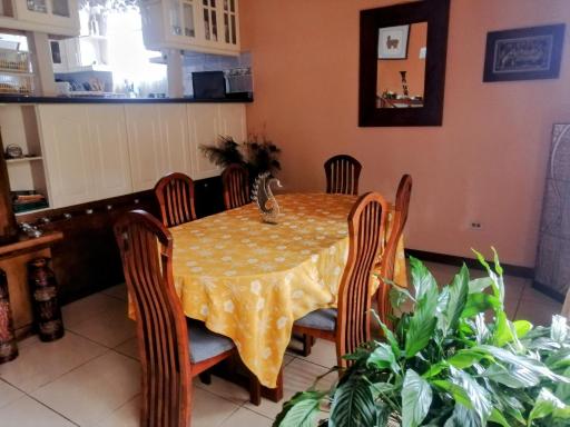Las Marias House - Housity