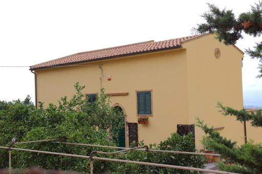 La Terrazza sulla Valle - Housity