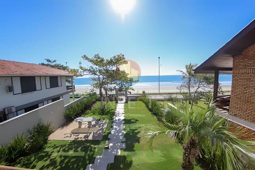Apartamento beira mar na parte Central de Bombas - Housity