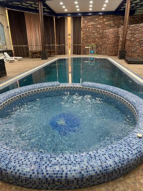 With Pool EMIRS GARDEN - Housity