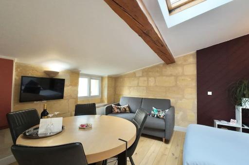 Grand studio à Bordeaux chartrons - Housity