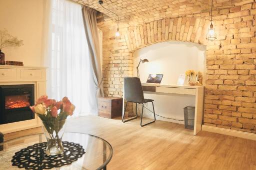 Tomy Old Town Apartments - Housity