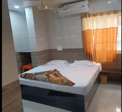 Sri Guru Natha Residency - Housity