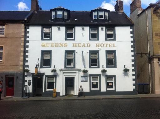 Queenshead Hotel Kelso - Housity