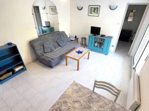 T2 avec terrasse, parking, piscine, tennis, à 200 m plage et commerces, Six-Fours-les-Plages - FR-1-316-115 - Housity