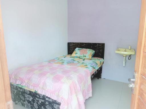 LiaOlin guest house Bantul - Housity